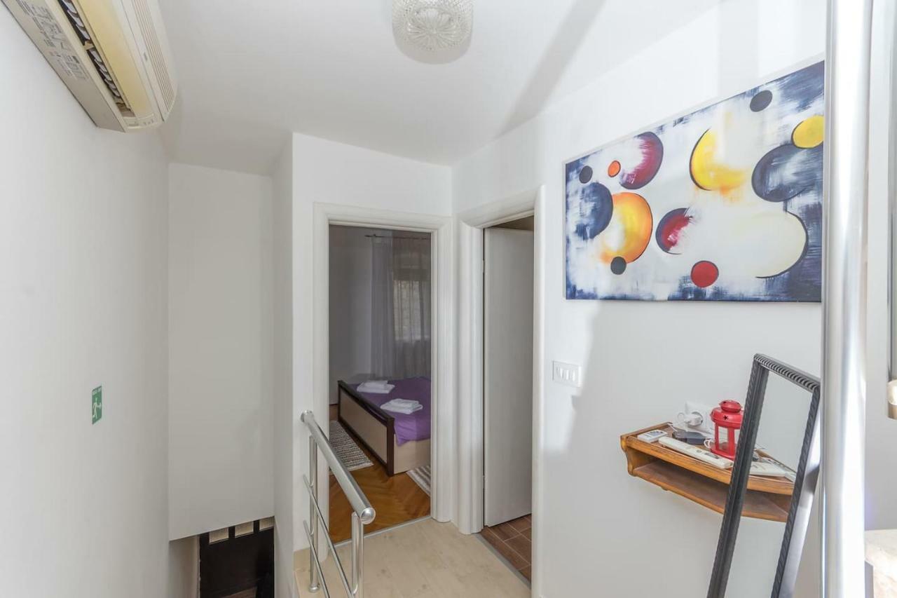 Dalmatinska Kuca Blanka Villa Kastela Exterior photo